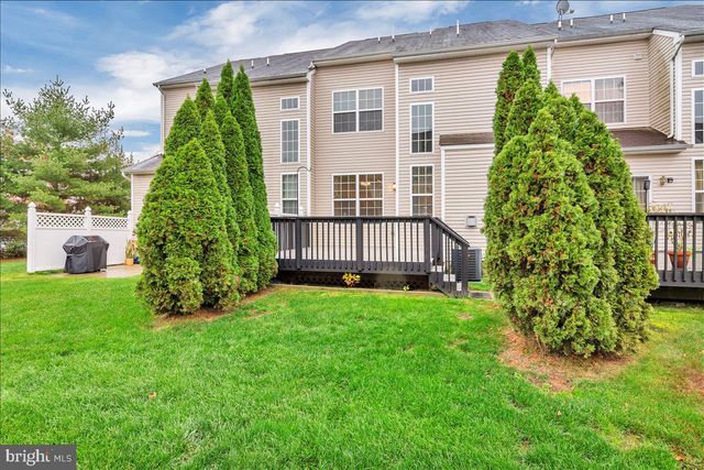 146 CHANCELLOR DR, Woodbury, NJ 08096