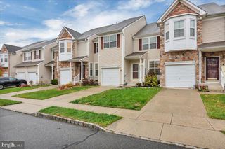 146 CHANCELLOR DR, Woodbury, NJ 08096