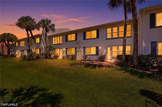 4050 Ice Castle WAY 2812, Naples, FL 34112