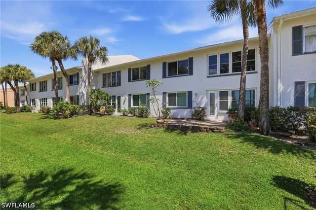 4050 Ice Castle WAY 2812, Naples, FL 34112