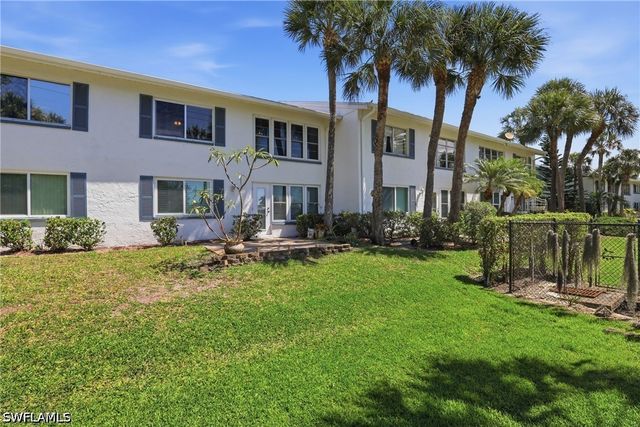 4050 Ice Castle WAY 2812, Naples, FL 34112