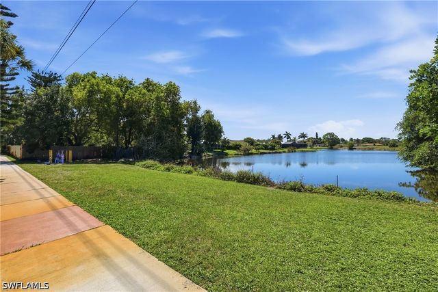4050 Ice Castle WAY 2812, Naples, FL 34112