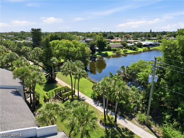 4050 Ice Castle WAY 2812, Naples, FL 34112