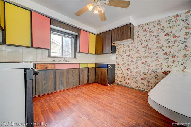 19443 Weyher Street, Livonia, MI 48152