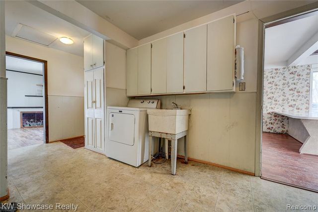 19443 Weyher Street, Livonia, MI 48152