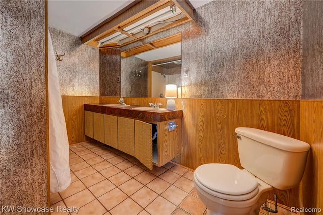 19443 Weyher Street, Livonia, MI 48152