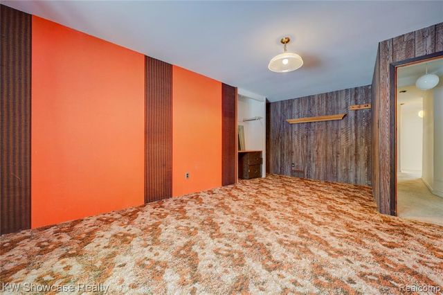 19443 Weyher Street, Livonia, MI 48152