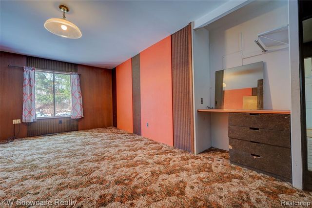 19443 Weyher Street, Livonia, MI 48152