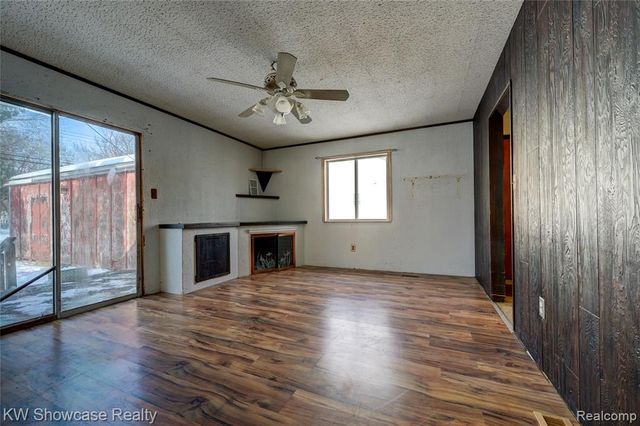 19443 Weyher Street, Livonia, MI 48152