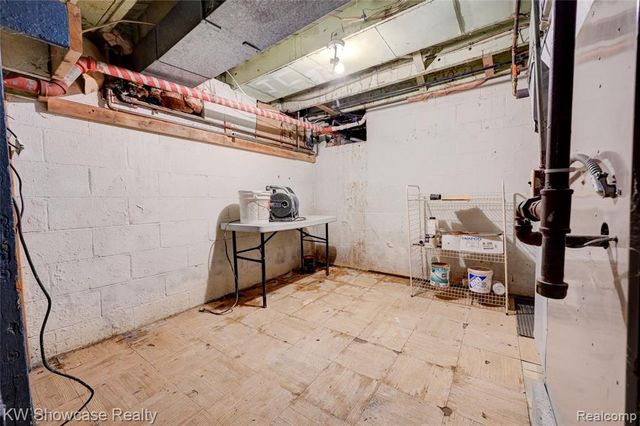 19443 Weyher Street, Livonia, MI 48152