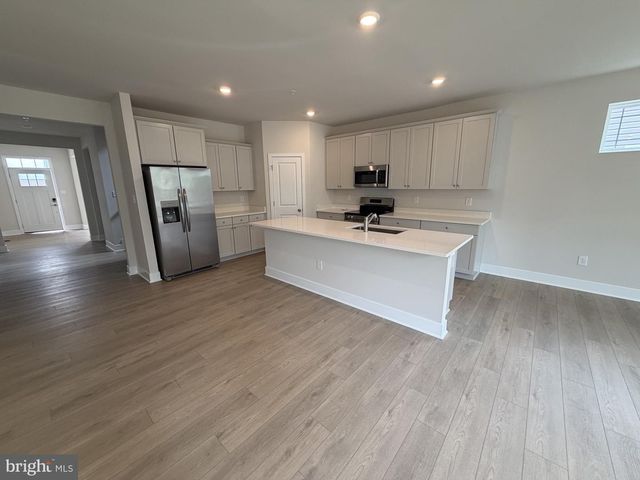 10071 SHENANDOAH LN, White Plains, MD 20695