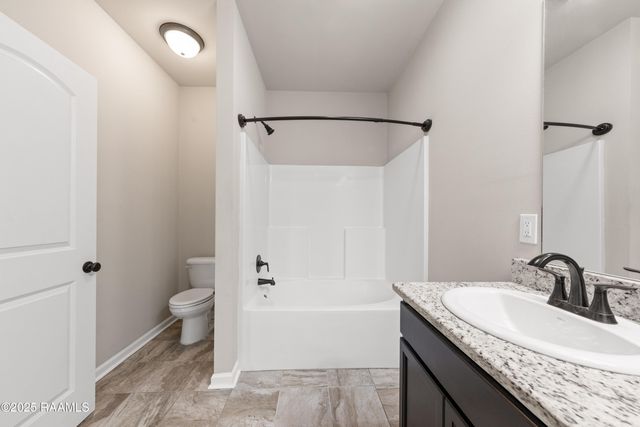 111 Saint Lucius Street, Youngsville, LA 70592