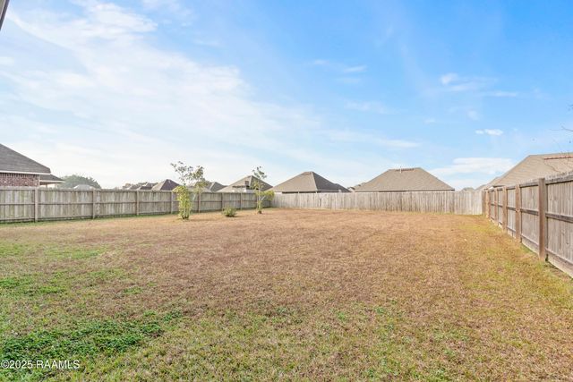 111 Saint Lucius Street, Youngsville, LA 70592