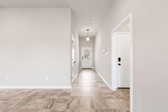 111 Saint Lucius Street, Youngsville, LA 70592