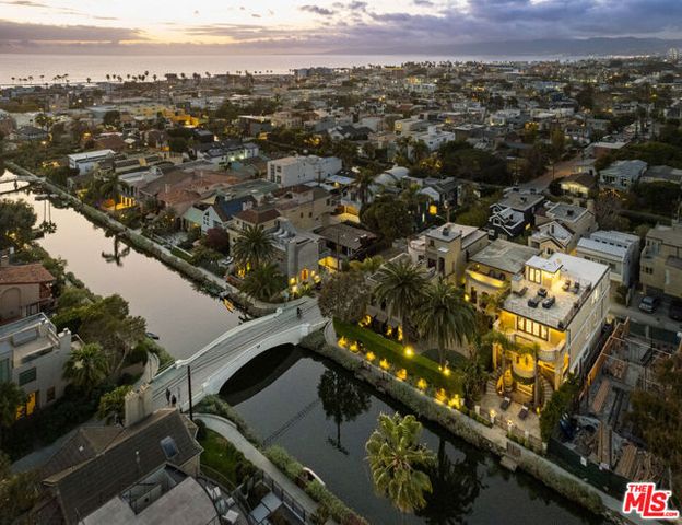 405 Sherman Canal, Venice (los Angeles), CA 90291