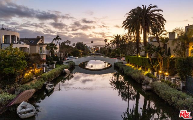 405 Sherman Canal, Venice (los Angeles), CA 90291