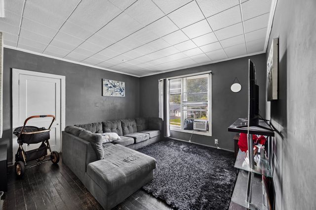 507 E 158TH Street, South Holland, IL 60473