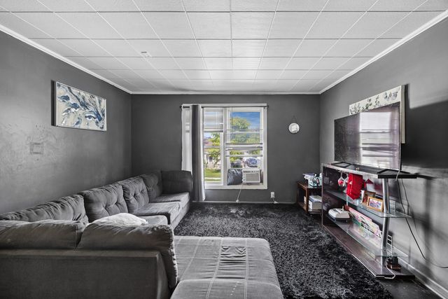 507 E 158TH Street, South Holland, IL 60473