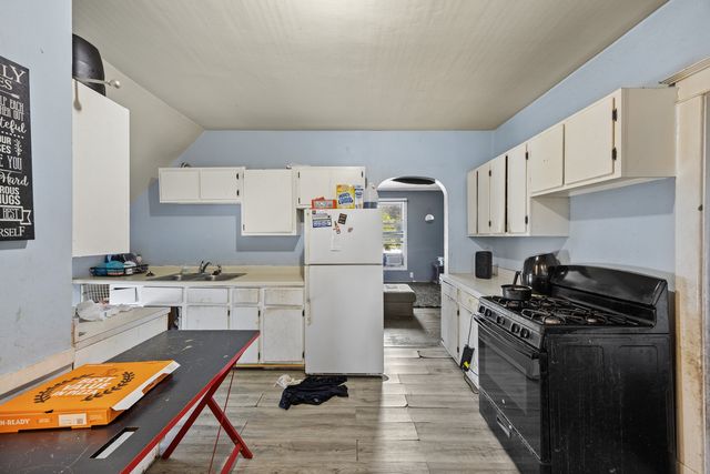 507 E 158TH Street, South Holland, IL 60473