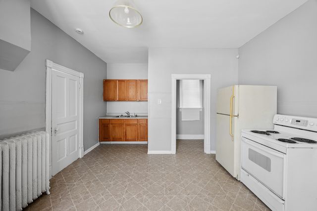 507 E 158TH Street, South Holland, IL 60473