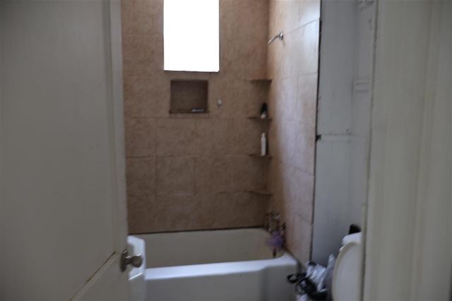 2914 Warren Avenue, Lake Charles, LA 70601