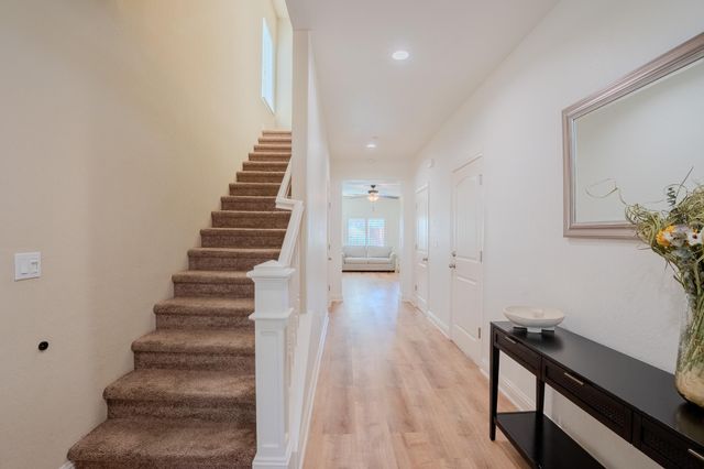 2241 N Sallee Court, Visalia, CA 93291