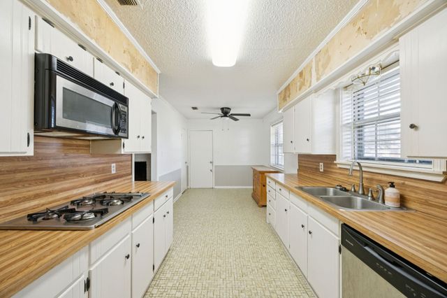 2311 Lange Street, Greenville, TX 75402