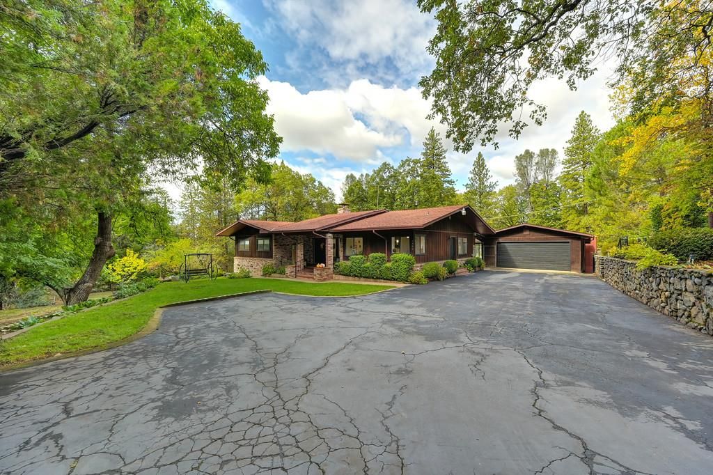 1409 Pleasant Valley, Placerville, CA 95667