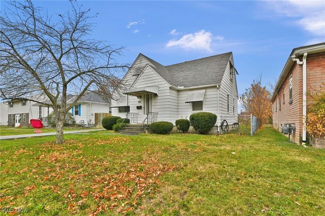 1863 E 37th Street, Lorain, OH 44055