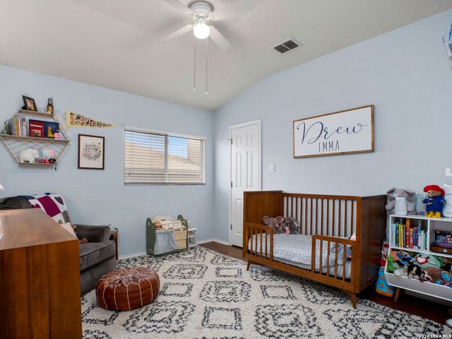 6814 Loma Secca, San Antonio, TX 78233