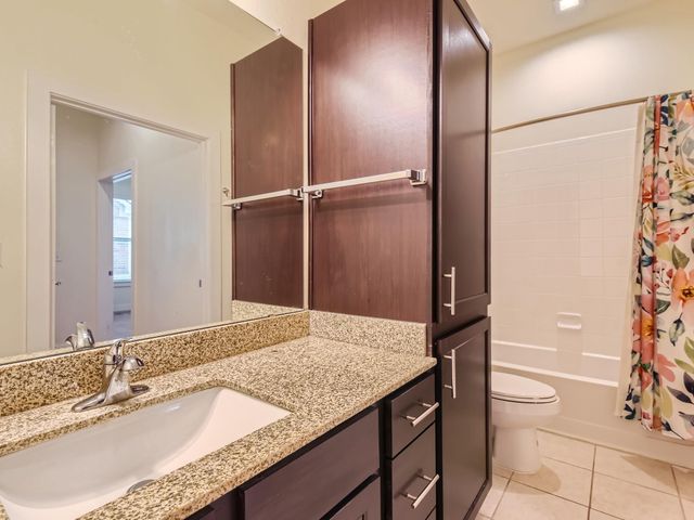 2400 Louis Henna BLVD 208, Round Rock, TX 78664