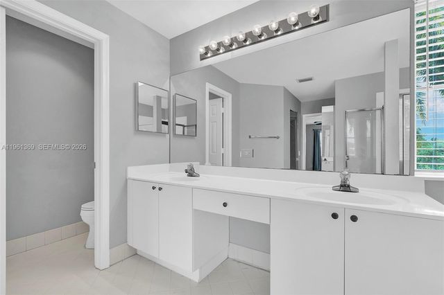 1518 Maple Dr 1518, Weston, FL 33327