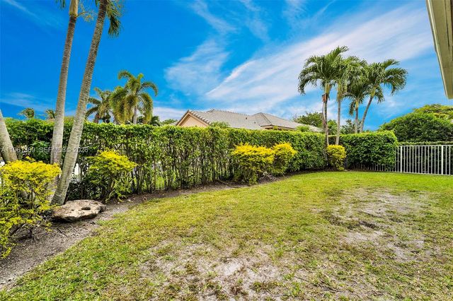 1518 Maple Dr 1518, Weston, FL 33327