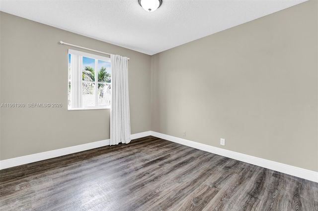 1518 Maple Dr 1518, Weston, FL 33327