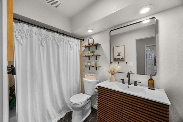 2430 Bodega Court, Discovery Bay, CA 94505