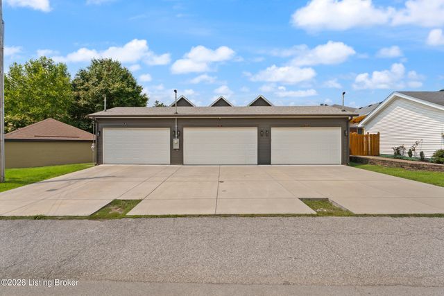 3135 Bushmill Park, Louisville, KY 40241