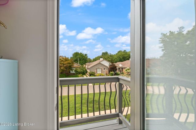 3135 Bushmill Park, Louisville, KY 40241