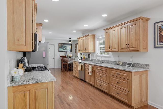 1555 Heller Rdg, Spring Hill, TN 37174