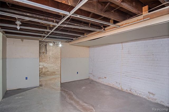 1665 Atkinson Street, Detroit, MI 48206