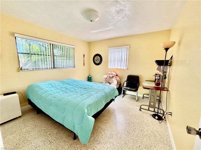 901 Juno DR, Lehigh Acres, FL 33936