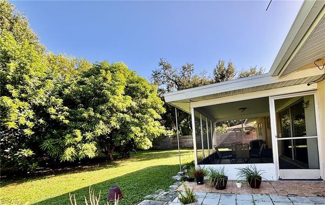 901 Juno DR, Lehigh Acres, FL 33936