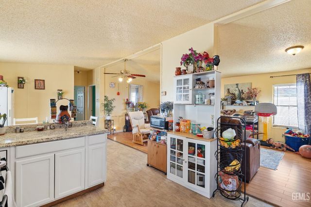 499 Pacheco Road 141, Bakersfield, CA 93307