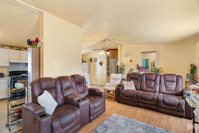 499 Pacheco Road 141, Bakersfield, CA 93307