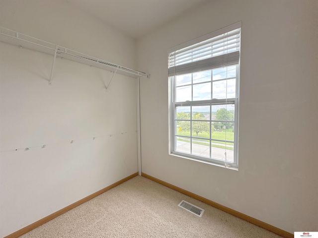 3810 S 189Th Street, Omaha, NE 68130