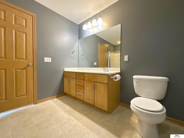 3810 S 189Th Street, Omaha, NE 68130