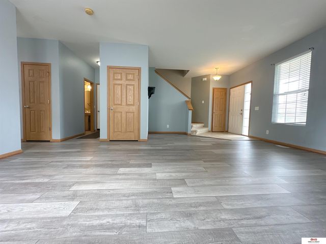 3810 S 189Th Street, Omaha, NE 68130