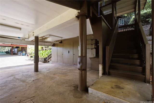 45-476 Kamehameha Highway, Kaneohe, HI 96744