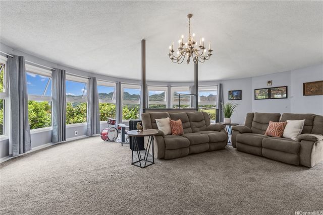 45-476 Kamehameha Highway, Kaneohe, HI 96744