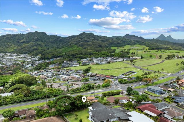45-476 Kamehameha Highway, Kaneohe, HI 96744