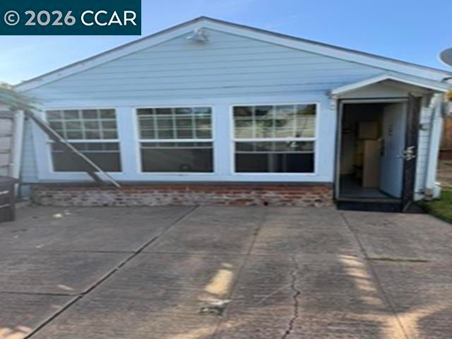 5421 Brann St, Oakland, CA 94619